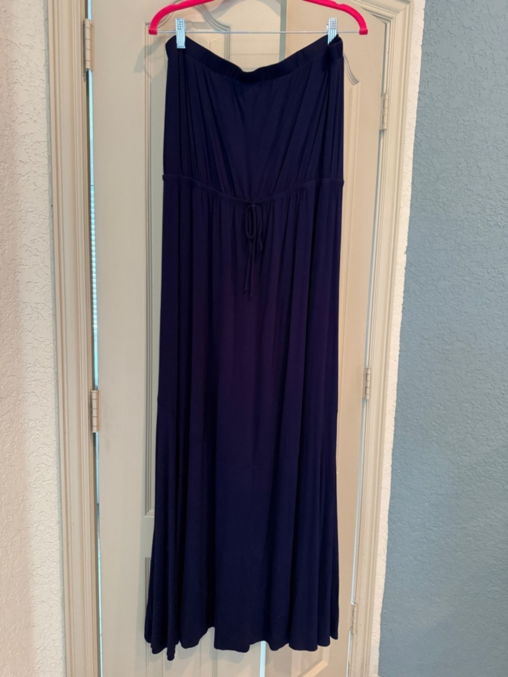 VENUS Deep Navy strapless dress with waist tie